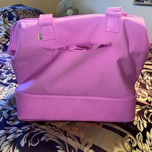 Beis Berry MINI WEEKENDER